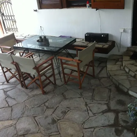Agrelia House 펜션 오라누폴리