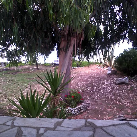 펜션 Agrelia House