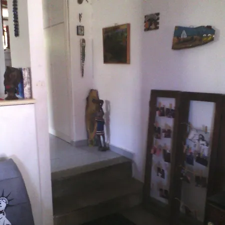 Semesterbostad Agrelia House *