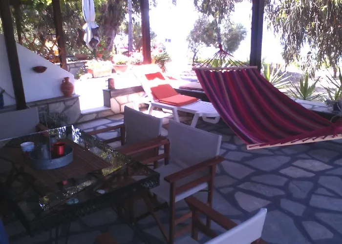 بيت للعطل Agrelia House